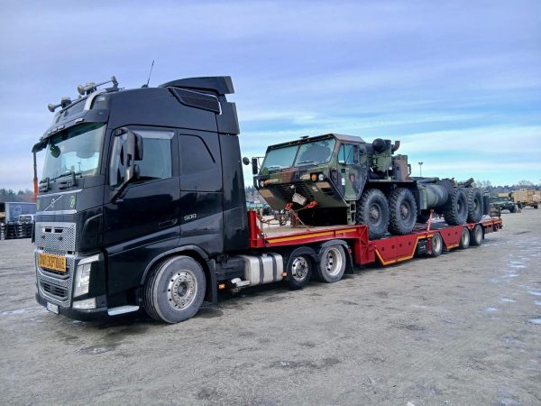 Transporturi militare